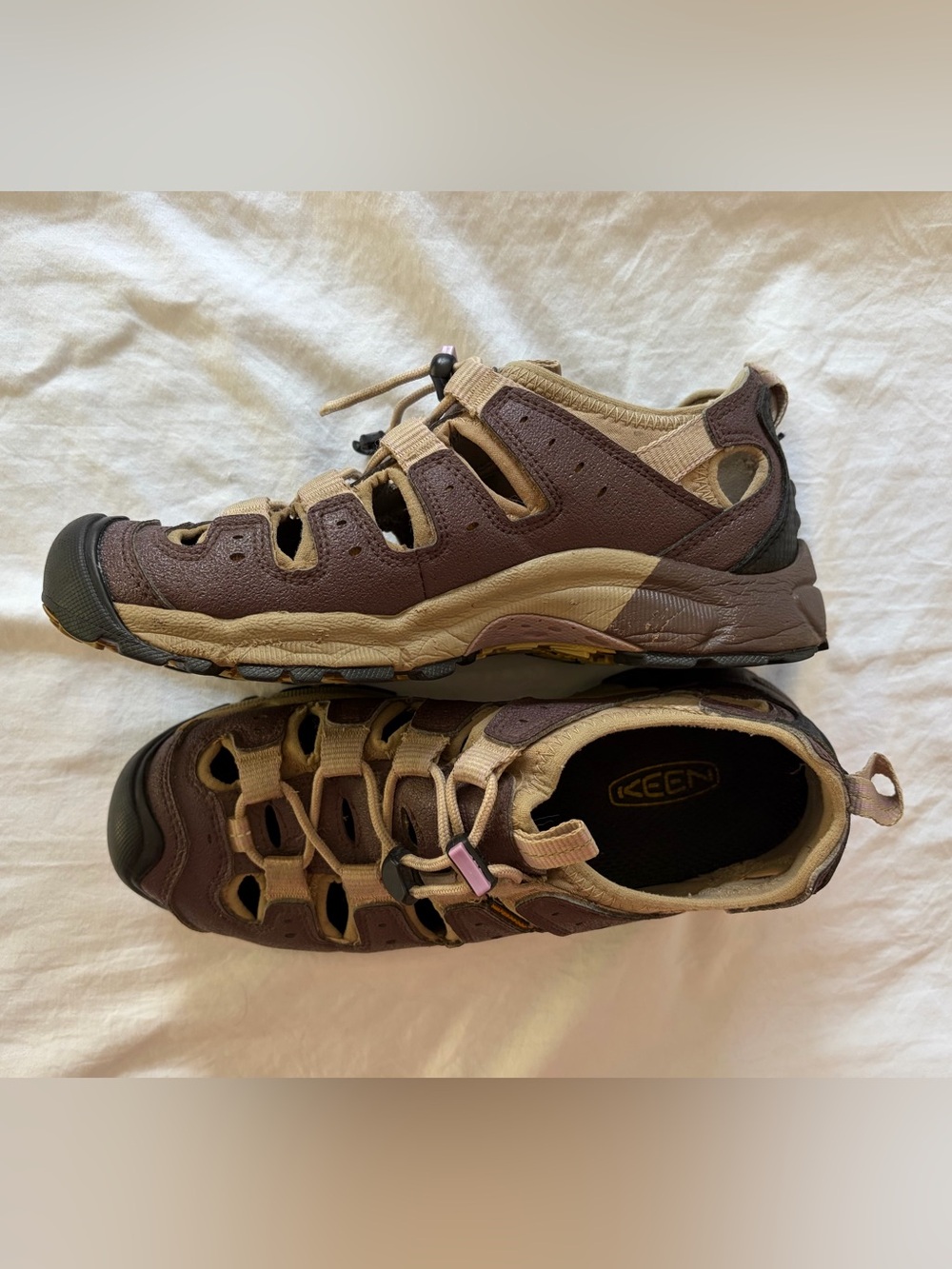 Keen Women’s Brown Purple Closed-Toe Hiking Sandals Sz 8 see below